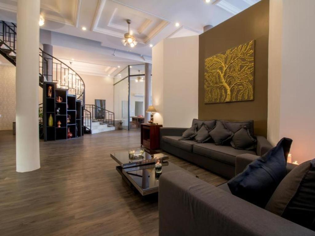 De Art Hotel Phnom Penh Esterno foto