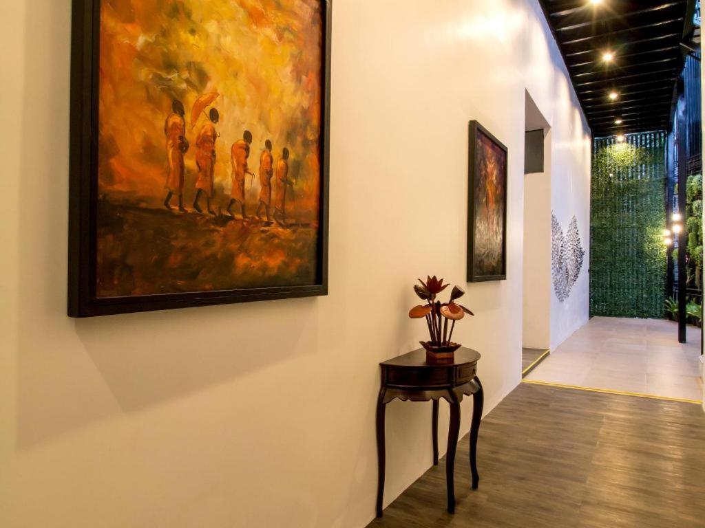 De Art Hotel Phnom Penh Esterno foto
