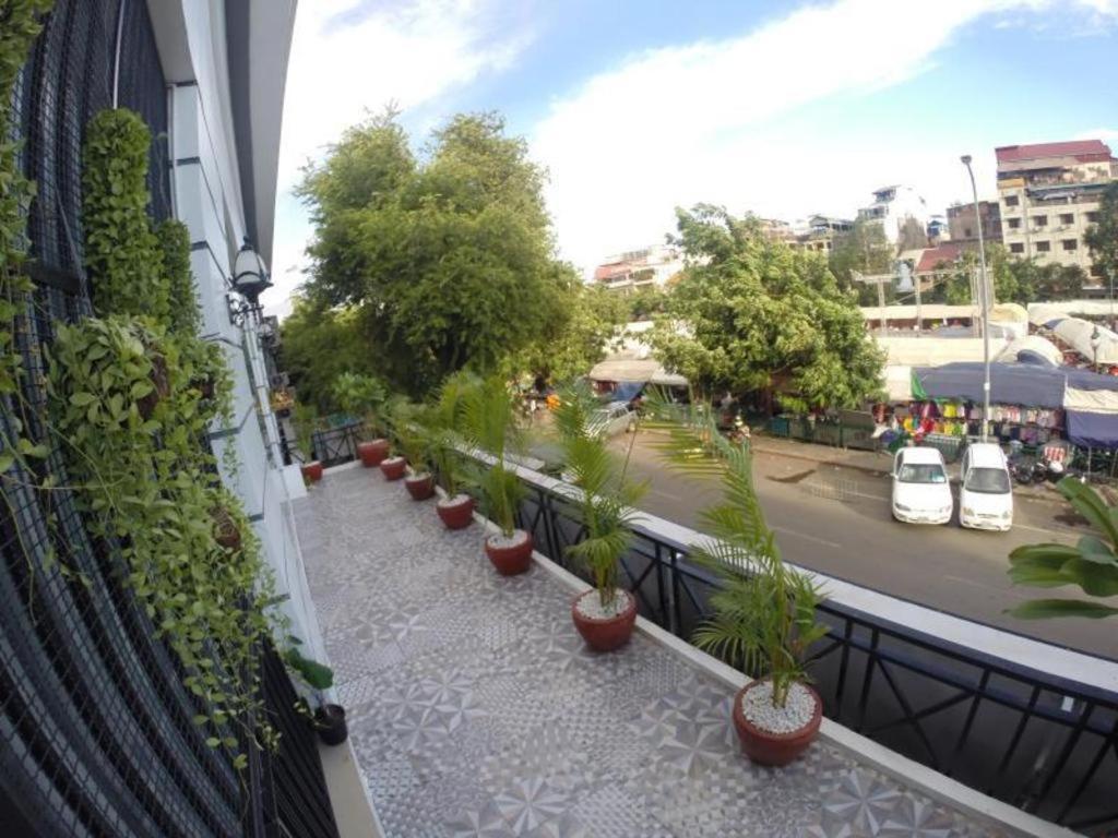 De Art Hotel Phnom Penh Esterno foto