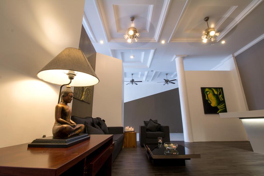 De Art Hotel Phnom Penh Esterno foto
