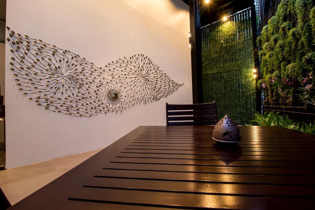 De Art Hotel Phnom Penh Esterno foto